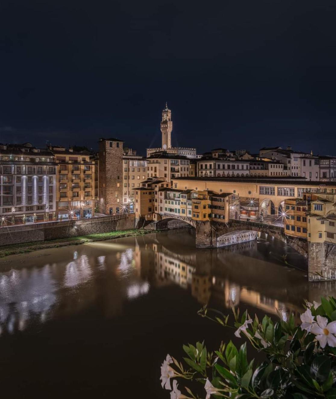 Ponte Vecchio View Luxury Appartamento *